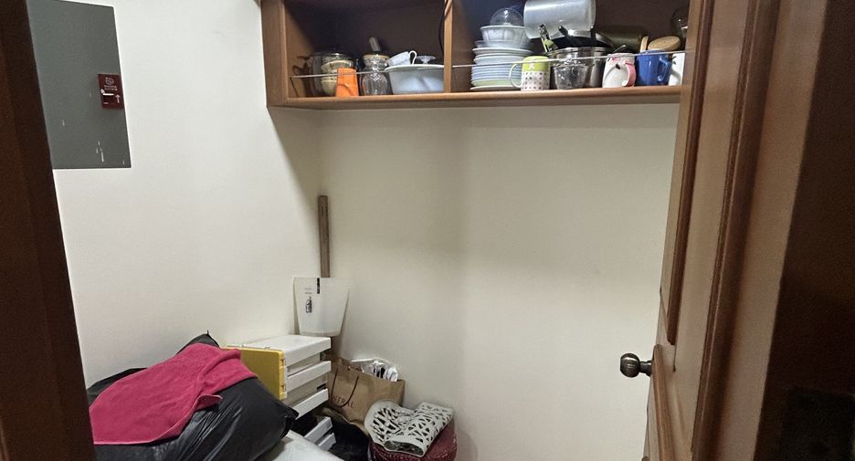 ขาย 3 ห้องนอน คอนโด ใน วัฒนา, กรุงเทพฯ