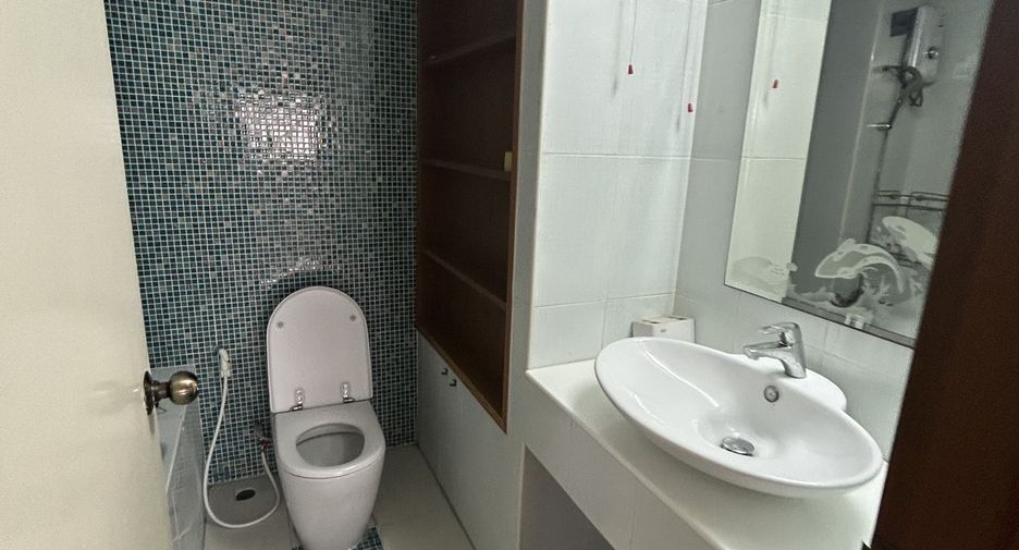 ขาย 3 ห้องนอน คอนโด ใน วัฒนา, กรุงเทพฯ