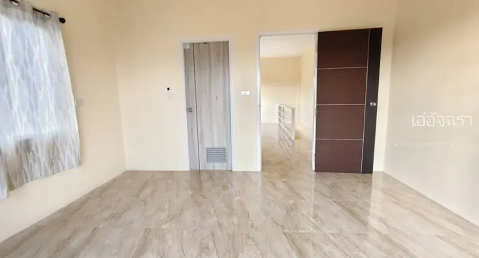 Reihenhaus zum Kauf mit 2 Zimmer in Khlung, Chanthaburi