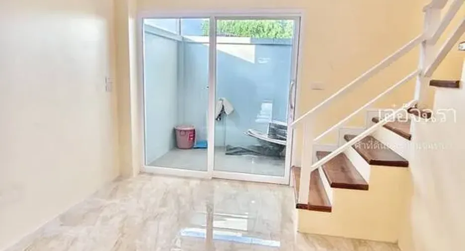 Reihenhaus zum Kauf mit 2 Zimmer in Khlung, Chanthaburi