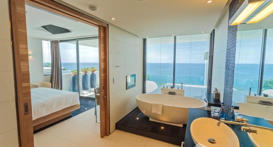 For sale 3 bedrooms apartment in Mueang Phuket, Phuket