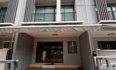 For sale and for rent 3 bedrooms townhouse in Mueang Nonthaburi, Nonthaburi