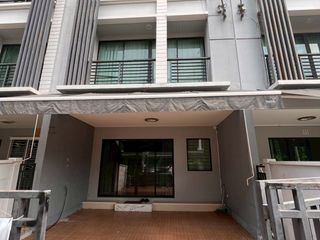 出售 和 出租 3 卧室 联排别墅 在 Mueang Nonthaburi, Nonthaburi