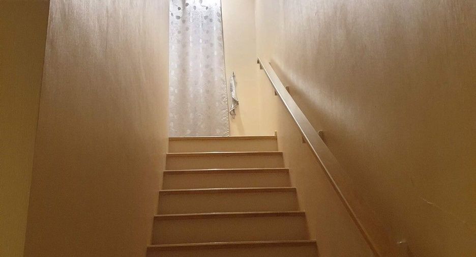 For rent and for sale 3 bedrooms townhouse in Mueang Nonthaburi, Nonthaburi