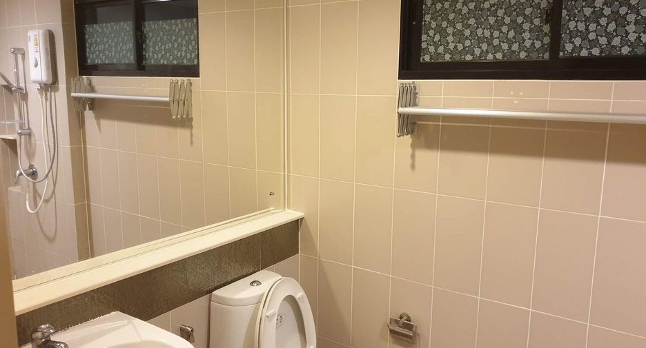 For sale and for rent 3 bedrooms townhouse in Mueang Nonthaburi, Nonthaburi