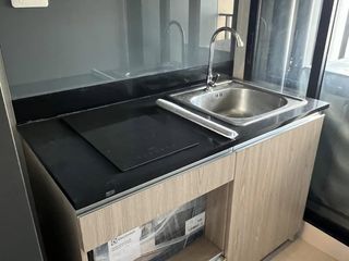À vendre et à louer 1 chambre condo à Mueang Samut Prakan, Samut Prakan
