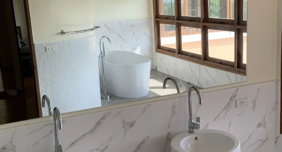 For sale そして for rent 6 ベッドルーム villa in Mueang Phuket, Phuket
