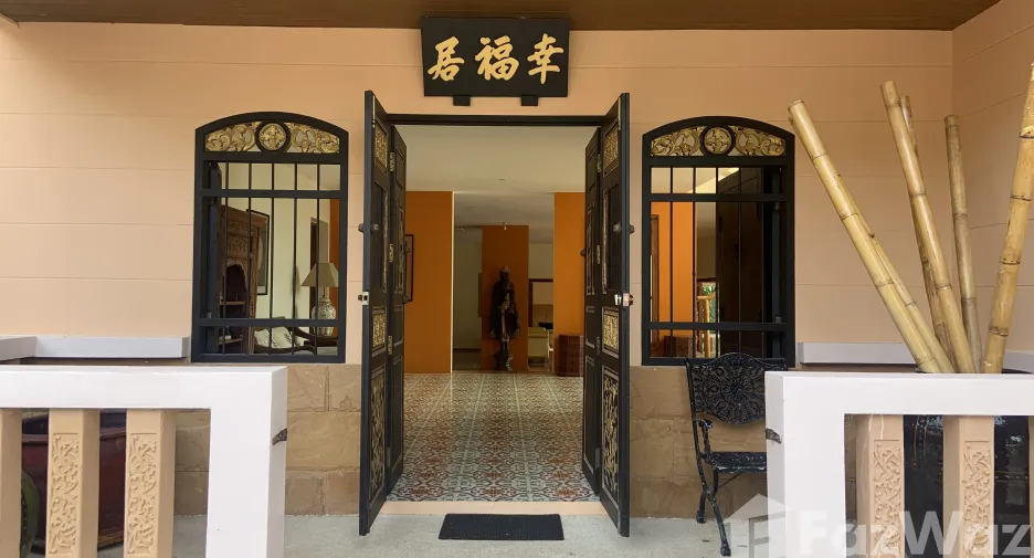 For sale そして for rent 6 ベッドルーム villa in Mueang Phuket, Phuket