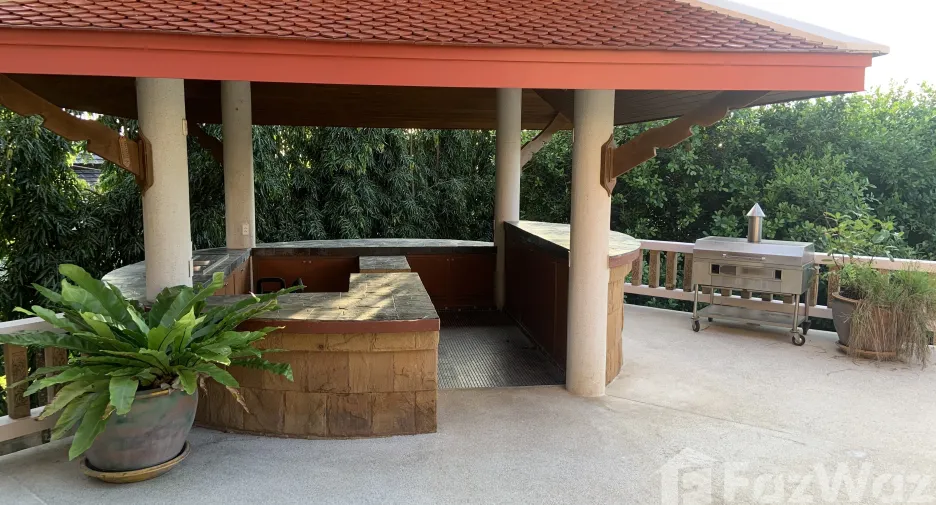 For sale そして for rent 6 ベッドルーム villa in Mueang Phuket, Phuket