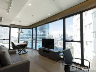 Condo en venta de 2 habitaciones en Bang Rak, Bangkok