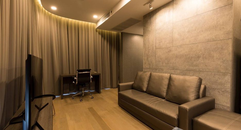 For sale 2 bedrooms condo in Bang Rak, Bangkok