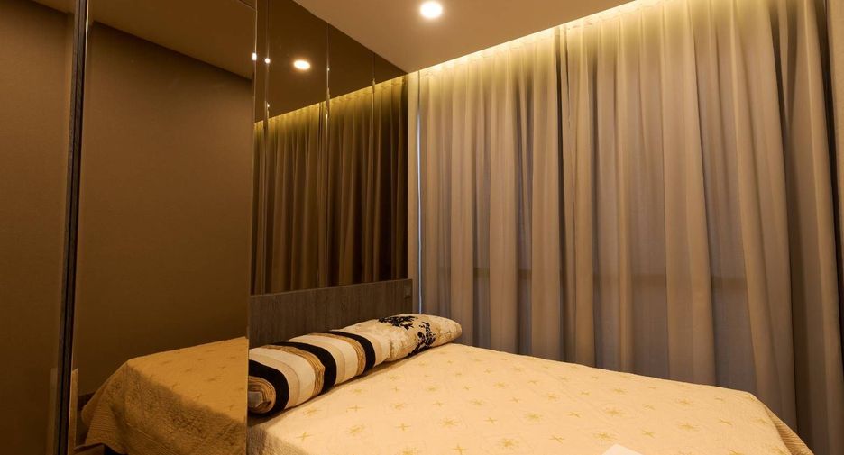 For sale 2 bedrooms condo in Bang Rak, Bangkok