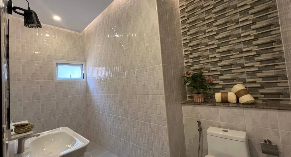 For sale 3 bedrooms house in Bang Lamung, Chonburi