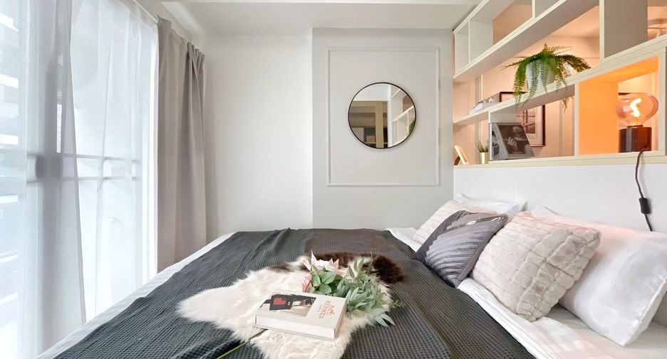 For sale 1 bed condo in Phra Khanong, Bangkok