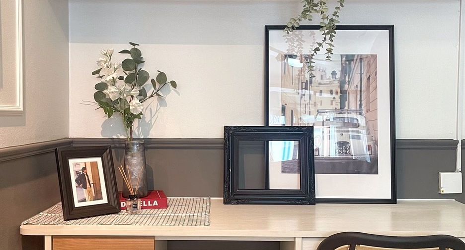 For sale 1 bed condo in Phra Khanong, Bangkok