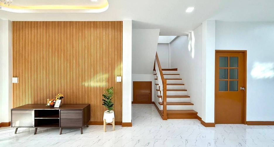 For sale 4 bedrooms house in Nong Chok, Bangkok