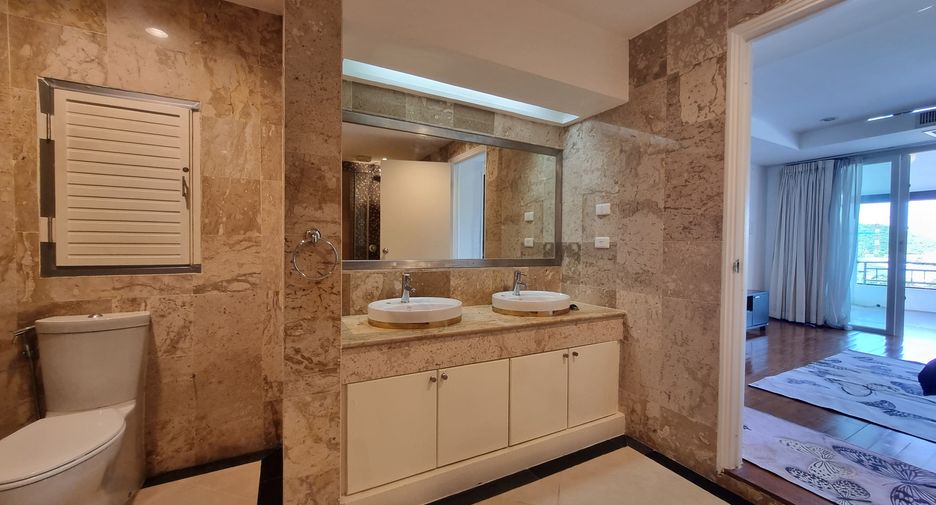 For sale and for rent 2 bedrooms condo in Mueang Phuket, Phuket