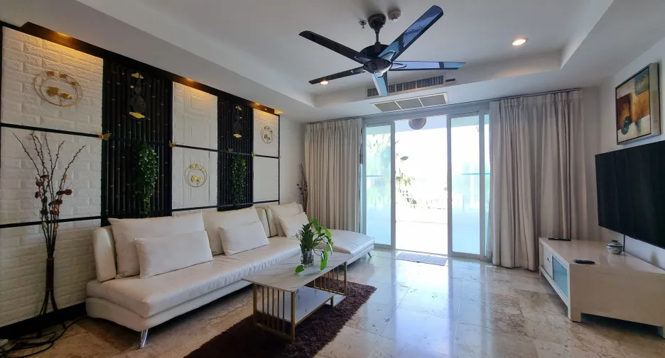 For sale and for rent 2 bedrooms condo in Mueang Phuket, Phuket