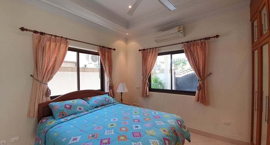 For rent 3 ベッドルーム villa in Bang Lamung, Chonburi