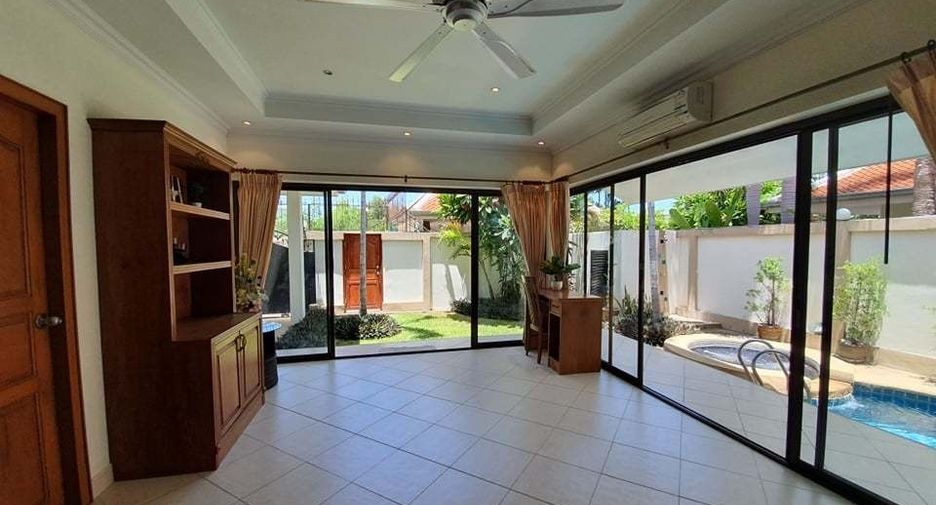 For rent 3 ベッドルーム villa in Bang Lamung, Chonburi