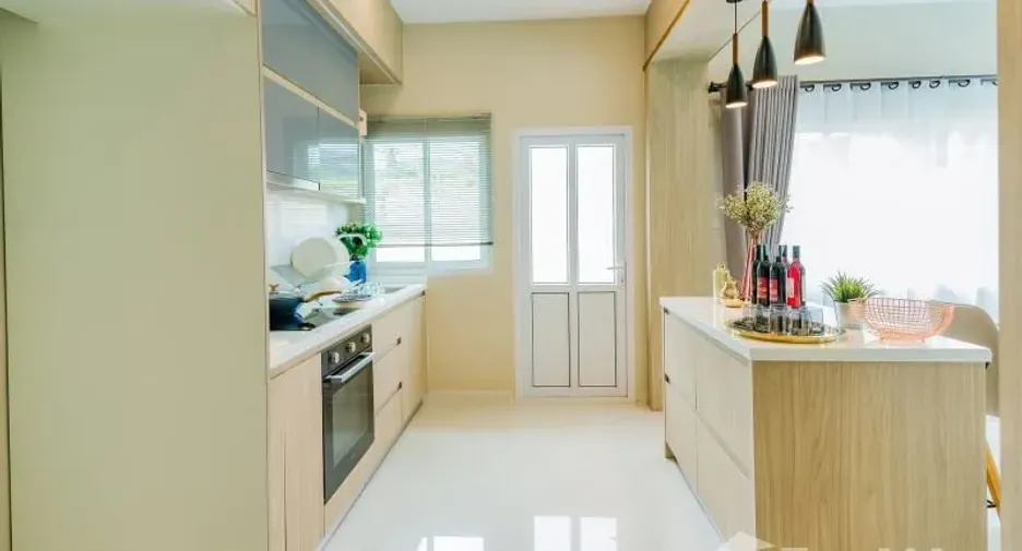 Casa en venta de 4 habitaciones en Bang Lamung, Chonburi