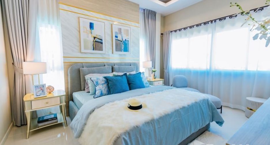 Casa en venta de 4 habitaciones en Bang Lamung, Chonburi