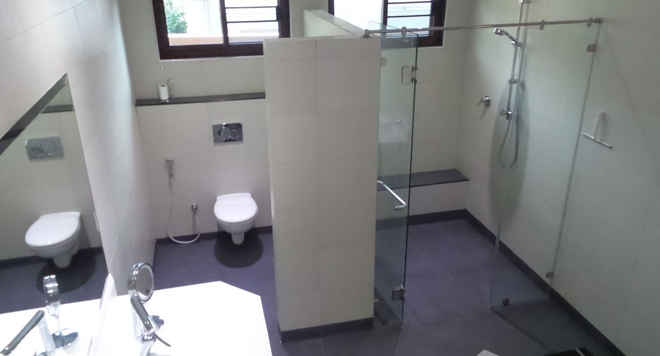 For sale 3 bedrooms villa in Mueang Phuket, Phuket