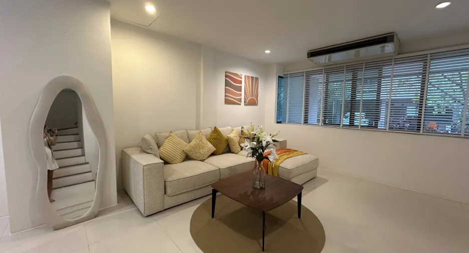 For sale and for rent 3 bedrooms townhouse in Thalang, Phuket