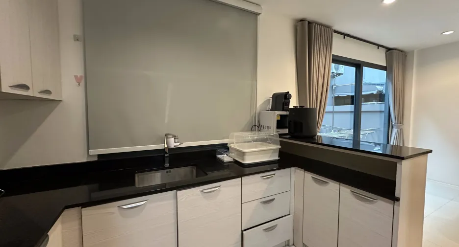 For sale and for rent 3 bedrooms townhouse in Thalang, Phuket