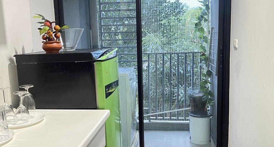 For sale studio condo in Suan Luang, Bangkok