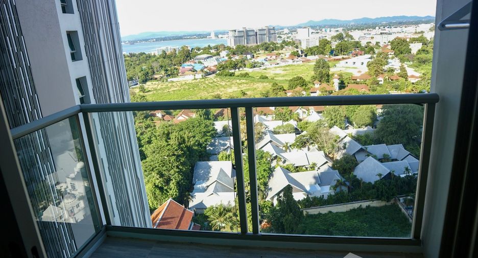For sale studio condo in Bang Lamung, Chonburi