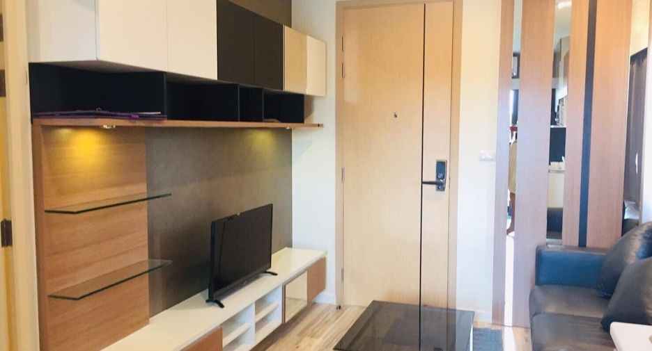 For sale and for rent 1 bed condo in Si Racha, Chonburi