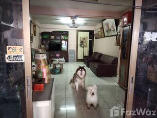 Casa adosada en venta de 4 habitaciones en Bang Na, Bangkok