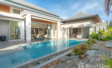 Villa zum Kauf mit 4 Zimmer in Thalang, Phuket