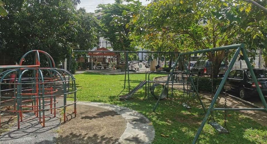 For sale and for rent 3 bedrooms house in Suan Luang, Bangkok