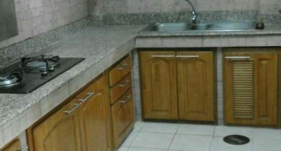 For sale and for rent 3 bedrooms house in Suan Luang, Bangkok