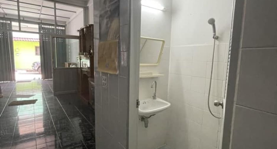 For sale 2 bedrooms townhouse in Mueang Phuket, Phuket