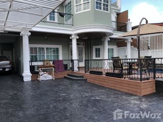 For sale 4 ベッドルーム house in Khlong San, Bangkok