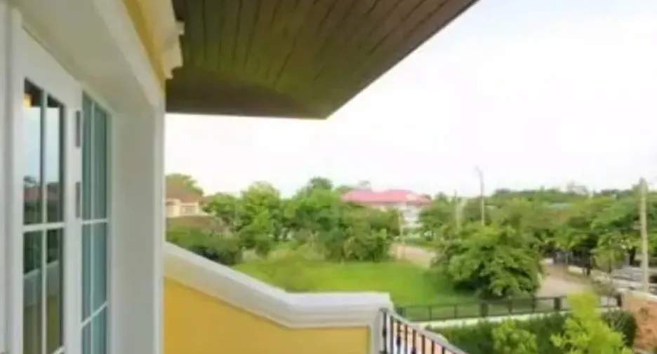 For sale and for rent 4 bedrooms house in Bang Phli, Samut Prakan