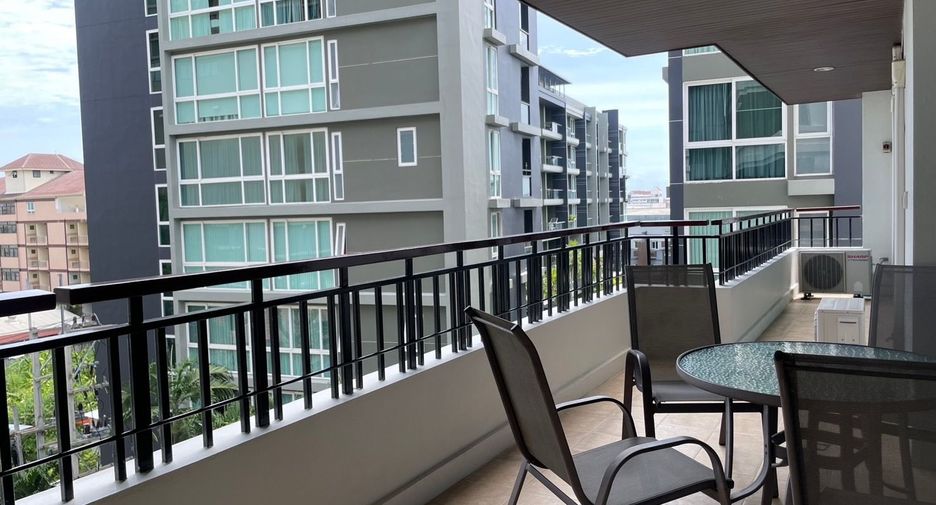 For rent 3 bedrooms condo in Bang Lamung, Chonburi