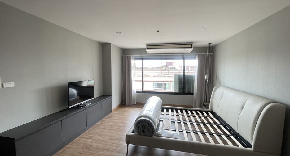 For sale and for rent 2 bedrooms condo in Khlong Toei, Bangkok