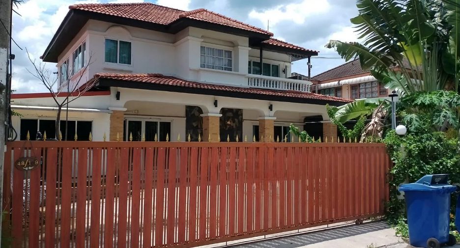 Casa en venta de 4 habitaciones en Khlong Sam Wa, Bangkok