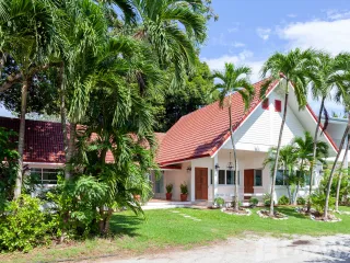 出租 4 卧室 别墅 在 Phuket Town, 普吉