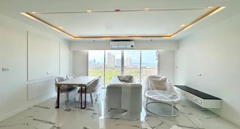 For rent 2 bedrooms condo in Bang Lamung, Chonburi