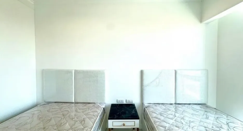 For rent 2 bedrooms condo in Bang Lamung, Chonburi