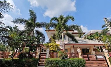 For rent 4 bedrooms villa in Huay Yai, Pattaya