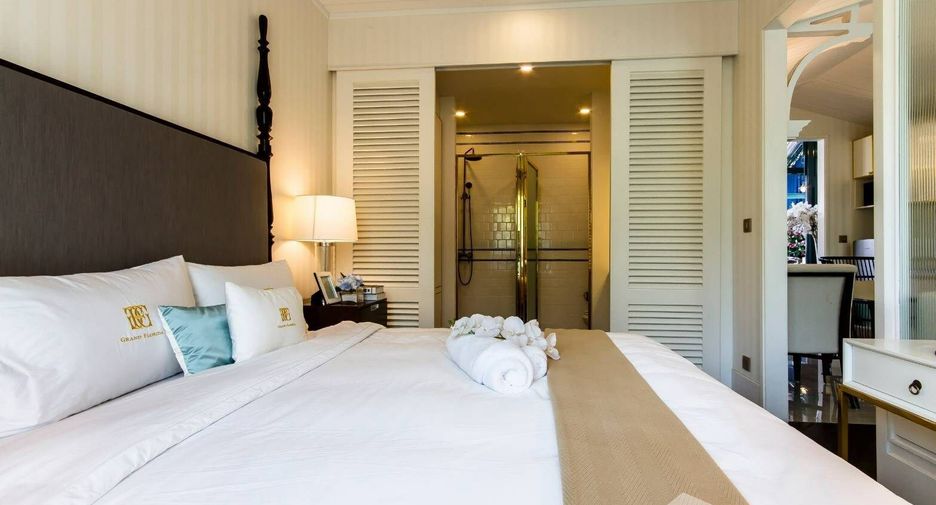 For sale 1 bed condo in Sattahip, Chonburi