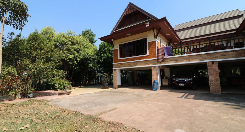 For sale 4 bedrooms house in Mueang Nong Khai, Nong Khai
