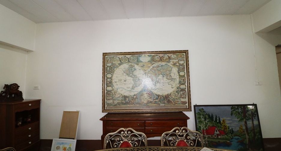 For sale 4 bedrooms house in Mueang Nong Khai, Nong Khai