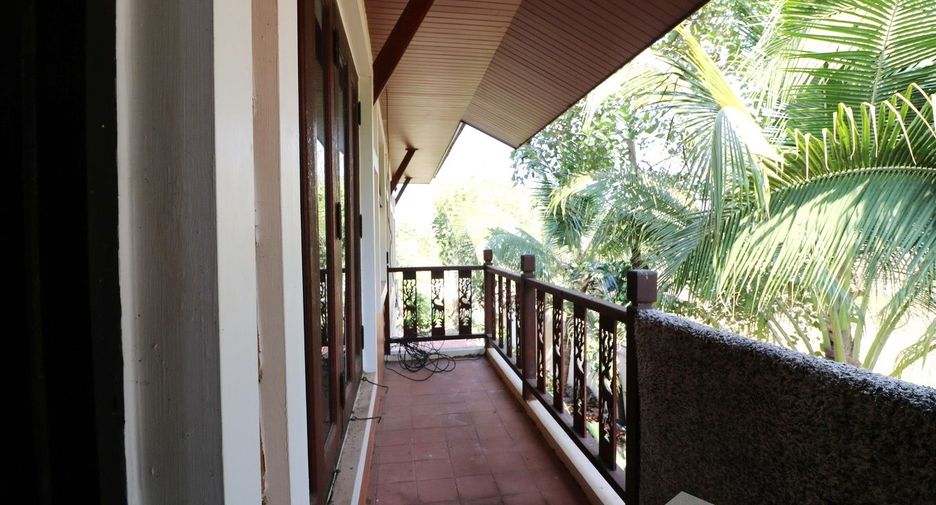 For sale 4 bedrooms house in Mueang Nong Khai, Nong Khai